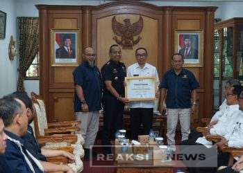 Sekda bersama KPPBC Bahas Pengawasan BKC Ilegal dan Optimalisasi Penerimaan Pajak