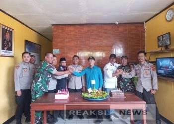 HUT Bhayangkara ke-79, Sejumlah Anggota Koramil 2203/Warungkiara Berikan Kejutan Persatukan Sinergitas Tanpa batas