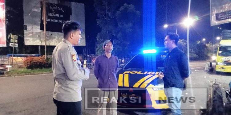 Anggota Polsek Lembursitu Terus Tingkatkan Patroli Malam hari, Polsek Lembursitu jaga harkamtibmas