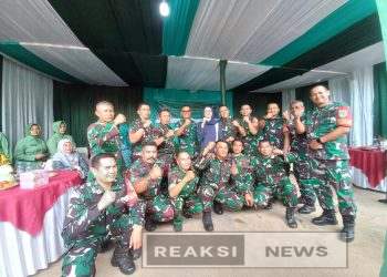 Danramil 2203/Warungkiara Kapten Inf Agus Rahman Dampingi Desy Ratnasari Saat Kunker di Wilayahnya