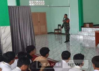 Babinsa Koramil 10/Nagrak,Melaksanakan Pemberian Materi Kepada Bela Negara Kepada MPLS SMA, SMP Yasika