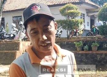 Dede Udah 28 Mengabdi Sebagai Petugas Kebersihan di Instansi Kecamatan Jampang Kulon Berharap Diangkat Menjadi PPPK