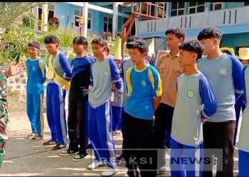 Babinsa Koramil 10/ Nagrak Kodim 0607/ Kota Sukabumi Melaksanakan Pelatihan PBB Kepada Peserta Mpls Yayasan Cendikia