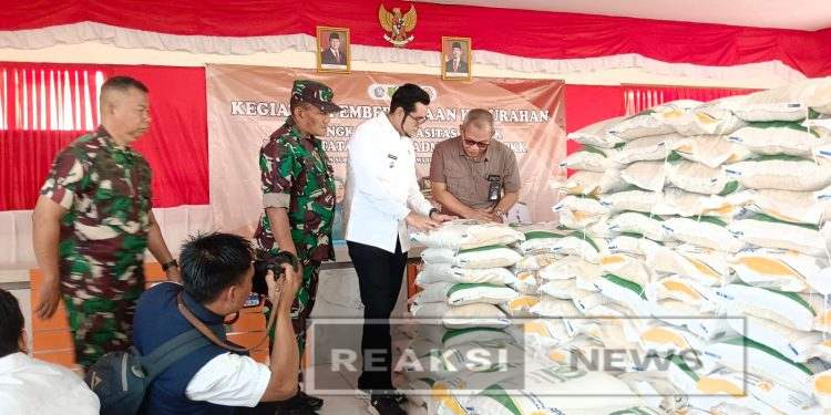 Kasdim 0607/Kota Sukabumi Hadiri Launching Bantuan Pangan