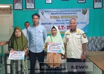 Babinsa Girijaya Sertu Nasrul Koramil 2203/Warungkiara Monitoring Penyaluran BLT