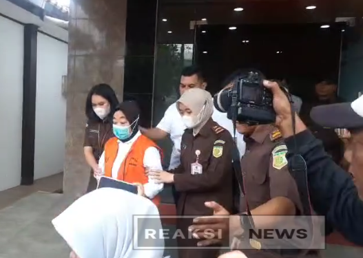 Kades Cikujang di Borgol Akibat Korupsi‼️ Kecamatan Gunungguruh Kabupaten Sukabumi Jawa Barat