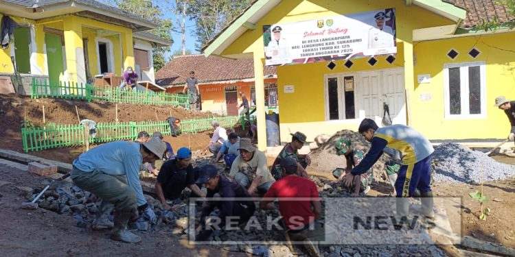 Satgas TMMD ke 125 “GEBRAK” Cisireum Jalan Menuju Paud & Pustu Digempur Rakyat dan TNI Bersatu