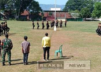 Danramil 2203/Warungkiara Kapten Inf Agus Rahman Menggelar Gladi Bersih Upacara HUT RI 80