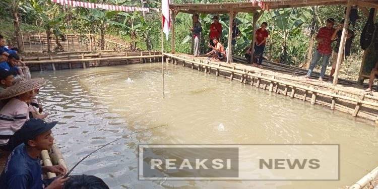 Warga Ciharashas Desa Kalaparea Meriahkan HUT RI ke-80 dengan Perlombaan Mancing