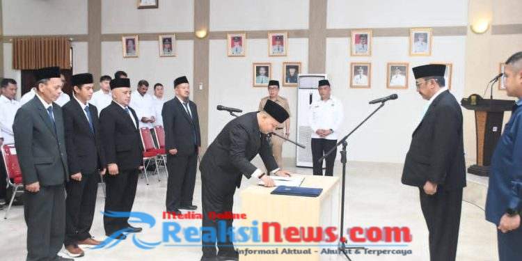 Lantik Pimpinan Baznas, Bupati Sukabumi, Harus Hadir Lebih Cepat Tepat dan Responsif Pada Persoalan Publik