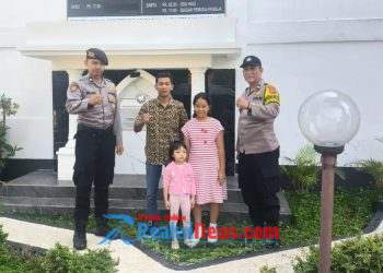 Wujudkan Kamtibmas Kebaktian Gereja Sidang Kristus, Polsek Baros Gelar Minggu Kasih