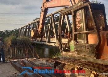 Diduga Proyek Siluman Tidak Menggunakan Plang Informasi .UU No. 14 Tahun 2008 tentang Keterbukaan Informasi Publik