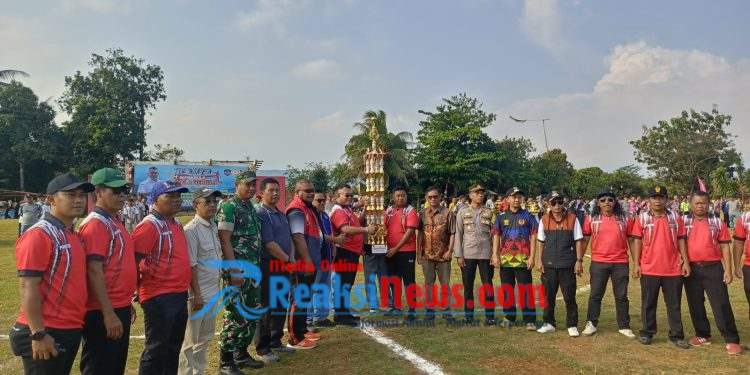 Danpos Bantargadung Peltu Andi Koramil 2203/Warungkiara Hadiri Pembukaan Turnamen Sepak Bola Piala Kalapas Kelas IIA Warungkiara