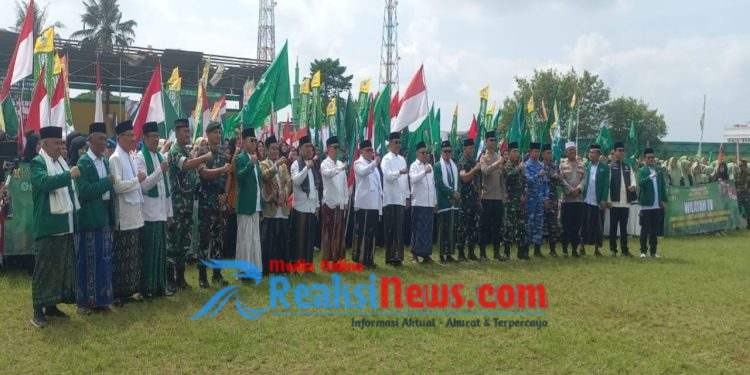 Kasdim 0607/ Kota Sukabumi Hadiri Perayaan Hari Santri Tingkat Kabupaten Sukabumi Tahun 2025