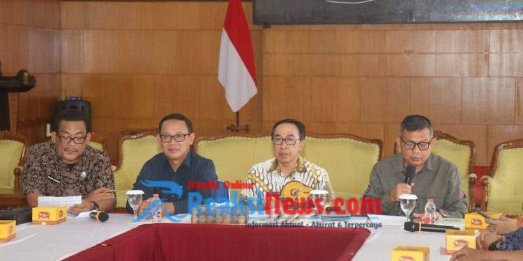 Rakor MBG, Sekda Pastikan Program MBG Berjalan dengan Baik Sesuai Prosedur