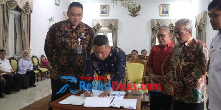 Wabup Hadiri Penandatanganan PKS OP4D, Wujudkan Kemandirian Fiskal Daerah