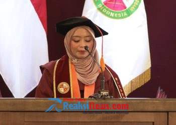 Aulia Yasmin, Pengantar Makanan Jadi Sarjana Terbaik UKRI yang Dikukuhkan Prabowo