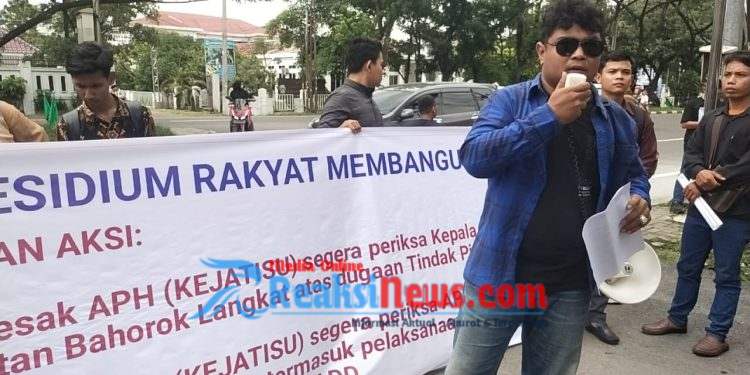 PERMADA Gelar Aksi Unjuk Rasa di Kejati Sumut: Desak Periksa Kades Timbang Jaya, Bahorok-Langkat