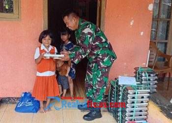Serka Enceng Dampingi Pendistribusian MBG di Wilayah Koramil 2203/Warungkiara