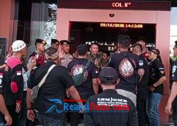 LSM GMBN Kecewa Berat ❗Sidang Putusan Ditunda, Diduga Hakim Disuap Leasing FIF untuk Menangkan Perkaranya, Cek faktanya