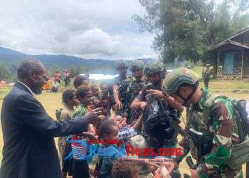 Jaya Sakti Sehat, Dipedalaman Intan Jaya Personil TK Maya Berikan Sentuhan Kasih