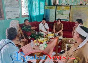 Danramil 2203/Warungkiara Kapten Inf Agus Rahman Jalin Komsos Bersama Kepala Sekolah dan Guru SDN Bantargadung