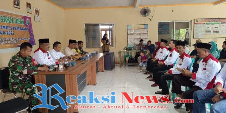Serka Enceng Setiawan Koramil 2203/Warungkiara Hadiri Musrenbangdes Sukaharja, Dorong Sinergi TNI dan Pemerintah Desa dalam Pembangunan