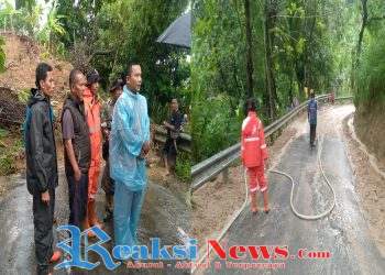 Camat Warungkiara Tinjau Lokasi Longsor dan Banjir, Akses Jalan Antar Desa Kembali Dibuka