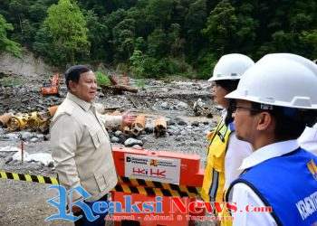 Pastikan Pemulihan Infrastruktur, Presiden Prabowo Tinjau Progres Perbaikan Jalan Lembah Anai