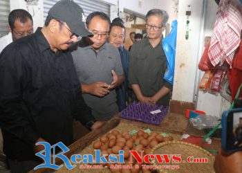 Tinjau Kesediaan Pangan Jelang Nataru 2026, Bupati Sukabumi Pastikan Stok Pangan Aman