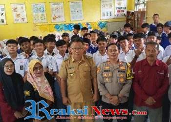 Kapolsek Nagrak IPTU Asep Suhriat Gencarkan Penyuluhan Kenakalan Remaja dan Bahaya Narkoba di SMA/SMP PGRI Kalaparea