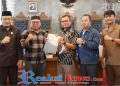 Dua Panitia Kerja DPRD Kota Sukabumi Serahkan Rekomendasi Hasil Kerja Kepada Pimpinan DPRD