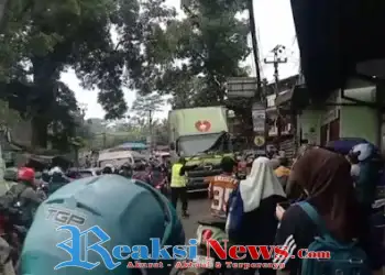Macet Total Arah Jalur Protokol Cibadak Pamuruyan Sukabumi, Hingga Berjam-jam Saat Aktifitas Masyarakat di jam kerja