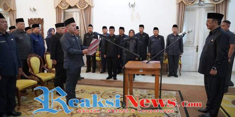Bupati Sukabumi, Kukuhkan dan Ambil Sumpah Jabatan Manajerial di Lingkungan Pemkab Sukabumi