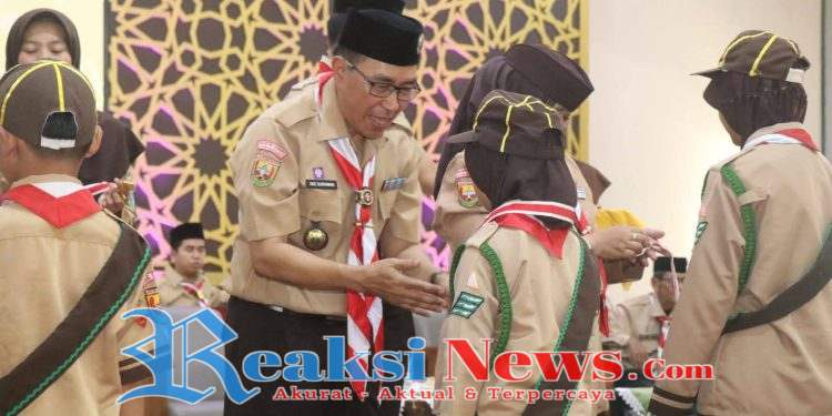 Ketua Kwarcab Kukuhkan Pramuka Garuda Kwartir Ranting Warungkiara