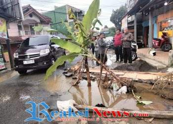 Masyarakat Gegerbitung Keluhkan Gorong – Gorong Yang Baru Di Perbaiki Dinas PU Kembali Rusak