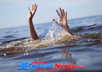 Naas.! Pengunjung Pantai Terseret Ombak di Pantai Gado Bangkong