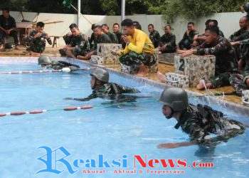 Yonif 323 Kostrad Gelar Latihan Renang Militer, Tingkatkan Ketangkasan Prajurit