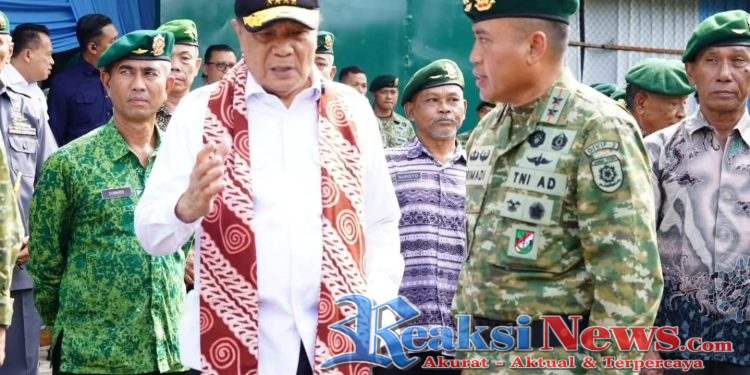 Perwira Divisi Infanteri 2 Kostrad Menerima Suntikan Semangat Kebangsaan Dari Menkopolkam RI