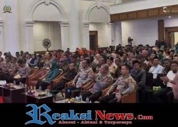 Ketua DPRD Kota Sukabumi beserta Ketua Komisi I, II, dan III menghadiri kegiatan Sosialisasi Pembinaan Hukum