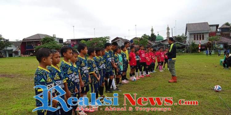 Ubrug Cup I Dimulai, Dari Lapangan Desa Mengalir Mimpi Pesepak Bola Cilik
