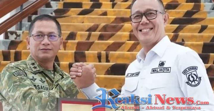 Wali Kota Sukabumi Silaturahmi dengan Pandam III/Siliwangi Mayjen TNI Kosasih di Bandung