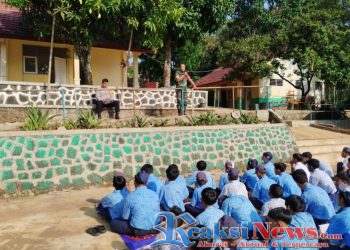 Kopda Kusdiarto Koramil 2203/Warungkiara Sosialisasikan MBG di Bulan Ramadhan kepada Pelajar SMPN 3 Warungkiara