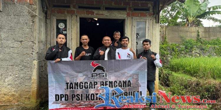 Ketua DPD PSI Kota Sukabumi Tinjau Korban Angin Kencang, Salurkan Bantuan Asbes Baru