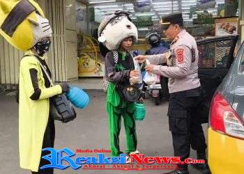 Polsek Baros Hadir: Pelayanan Ramadhan Prima Melalui Aksi Sosial