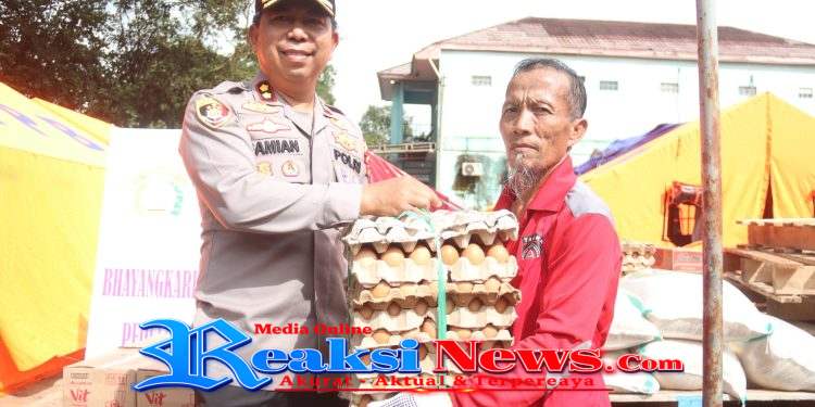 Kapolres Sukabumi Tinjau Lokasi Pergeseran Tanah di Bantargadung, Salurkan Bantuan untuk Pengungsi
