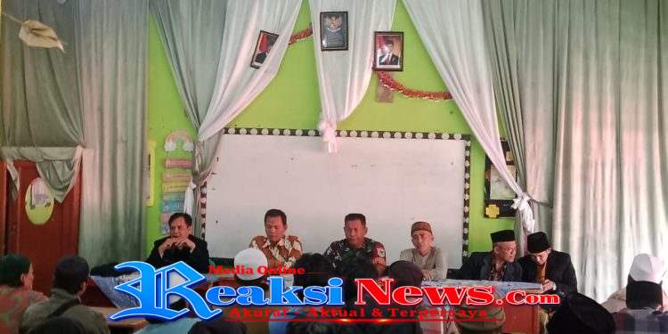Peltu Andi Danpos Bantargadung Koramil 2203/Warungkiara Hadiri Sosialisasi Bantuan Kontrakan bagi Warga Terdampak Bencana di Bantargadung