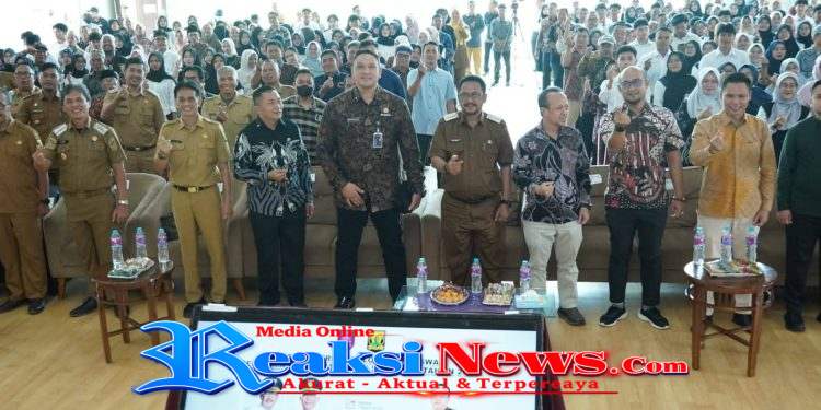 Bupati Sukabumi: Minta Pelajar Peraih Beasiswa Darmabaktikan Ilmu Untuk Kemajuan Sukabumi