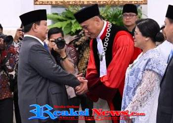 Prabowo Saksikan Pengucapan Sumpah Hakim Konstitusi dan Keanggotaan Ombudsman RI