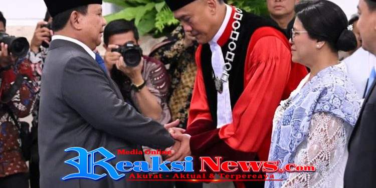 Prabowo Saksikan Pengucapan Sumpah Hakim Konstitusi dan Keanggotaan Ombudsman RI